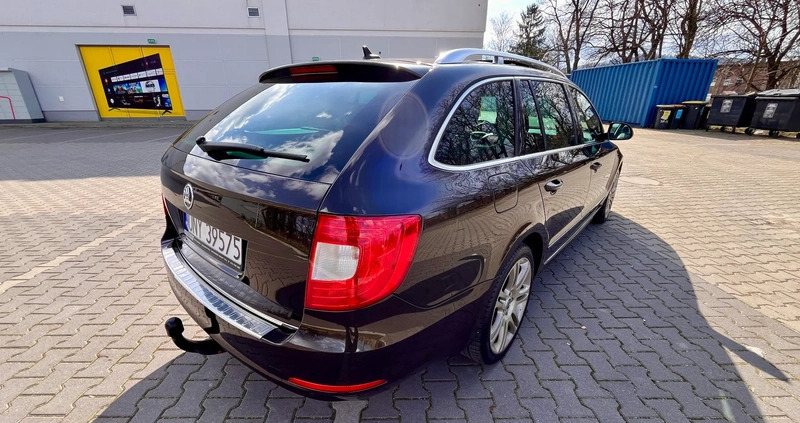 Skoda Superb cena 45000 przebieg: 238000, rok produkcji 2011 z Nowe Miasto nad Pilicą małe 497